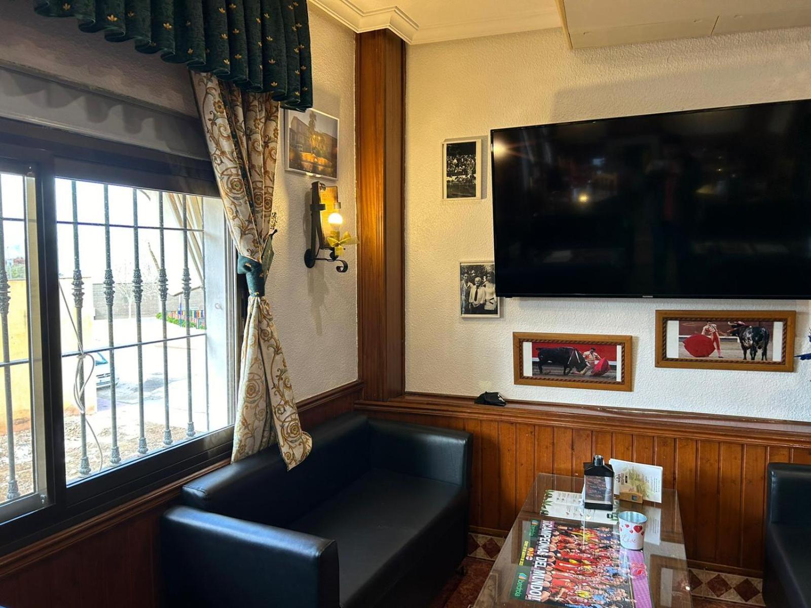 Hostal Restaurante La Noria Arquillos エクステリア 写真